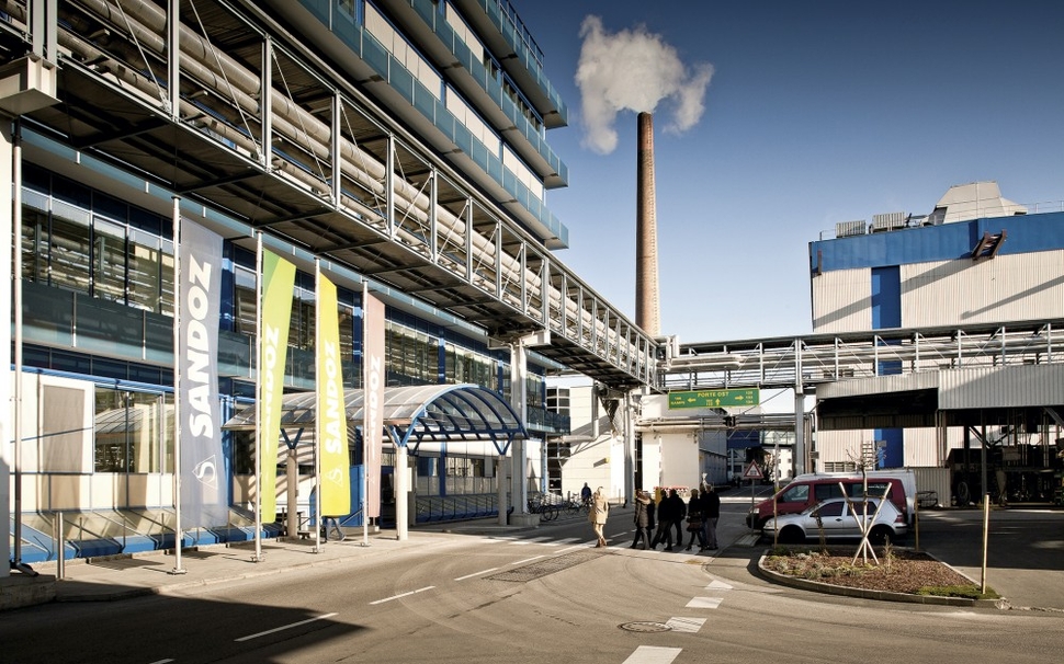 Der Eingang zum Sandoz Gebäude