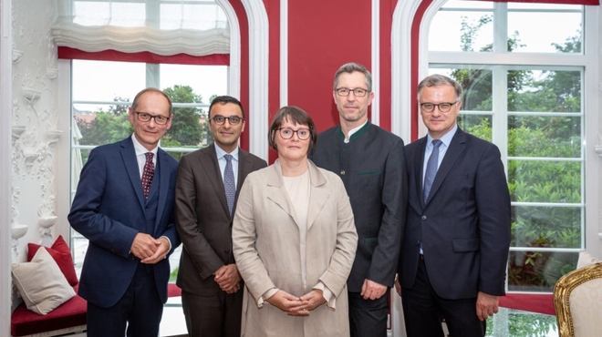 Diskussionsabend Disruptive Therapien Gruppenfoto
