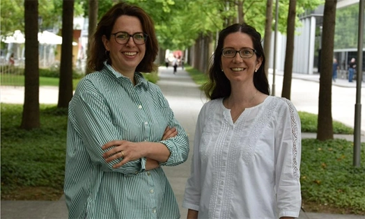 Porträt zweier Frauen im Novartis Campus