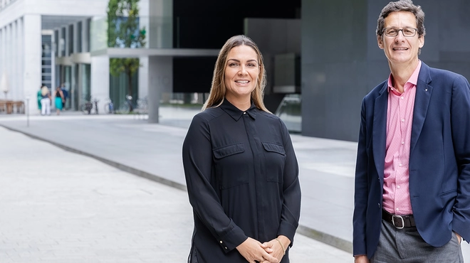 Novartis und das Schweizerische Rote Kreuz verlängern ihre Partnerschaft / Novartis et la Croix-Rouge suisse prolongent leur partenariat