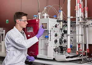 Assistant de laboratoire en biologie