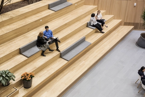 Trabaja con nosotros