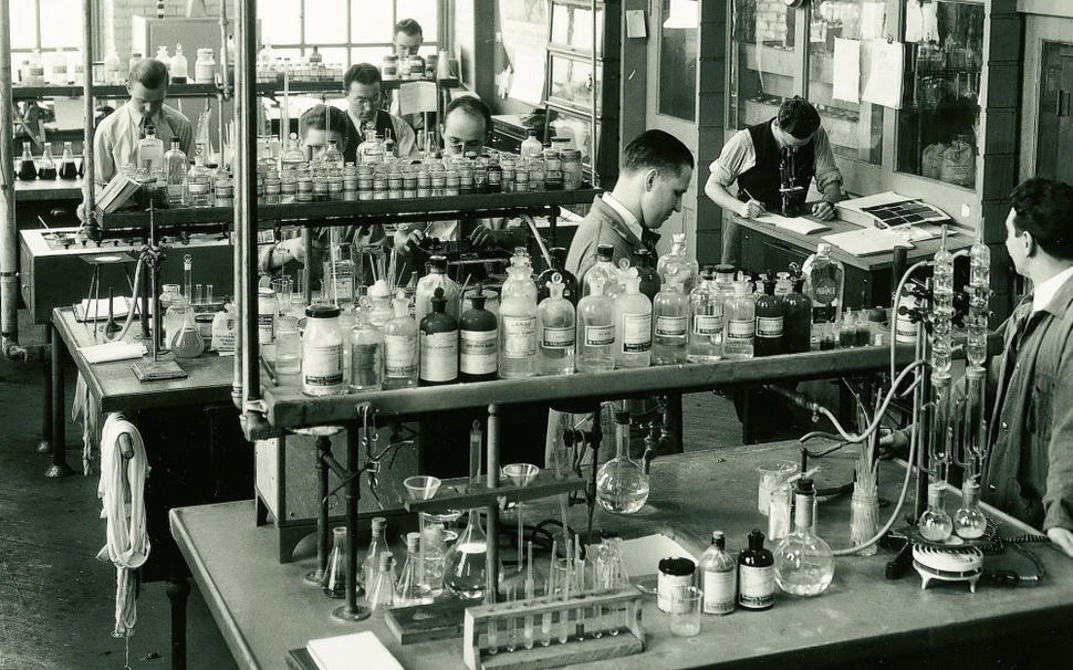 Early photograph of the pharmaceutical department at Sandoz