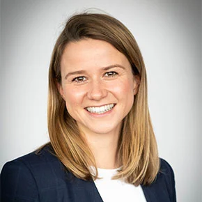 Theresa Wölfl, P&O Trainee bei der Novartis Pharma GmbH in Nürnberg