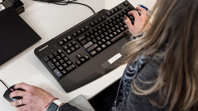 Migräne muss in alle Köpfe