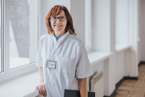 Doctora sonriendo
