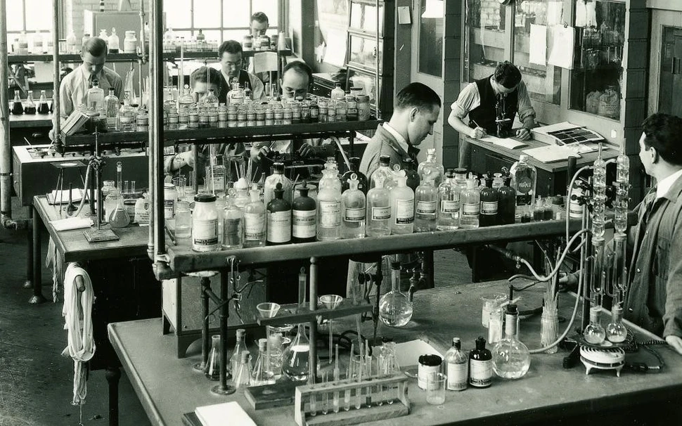 Company history slideshow 5