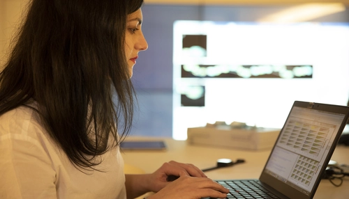 Female computer digital