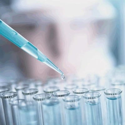 Pipetta és kémcsövek