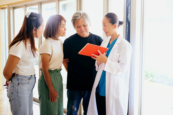 doctor-and-patients-discuss-illness-1