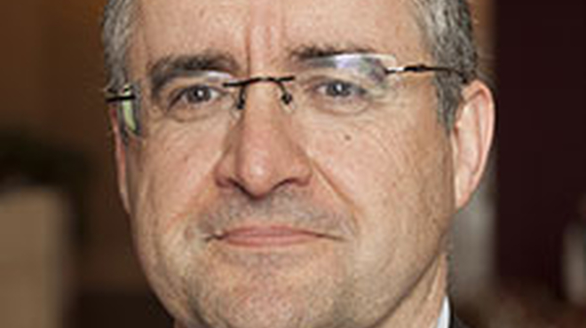 Dr Daniel Ferreira