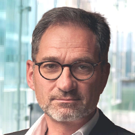 berthold-hinzen-portrait