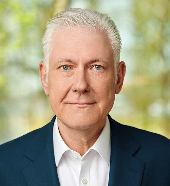 Lutz Hegemann - President, Global Health and Swiss Country Affairs