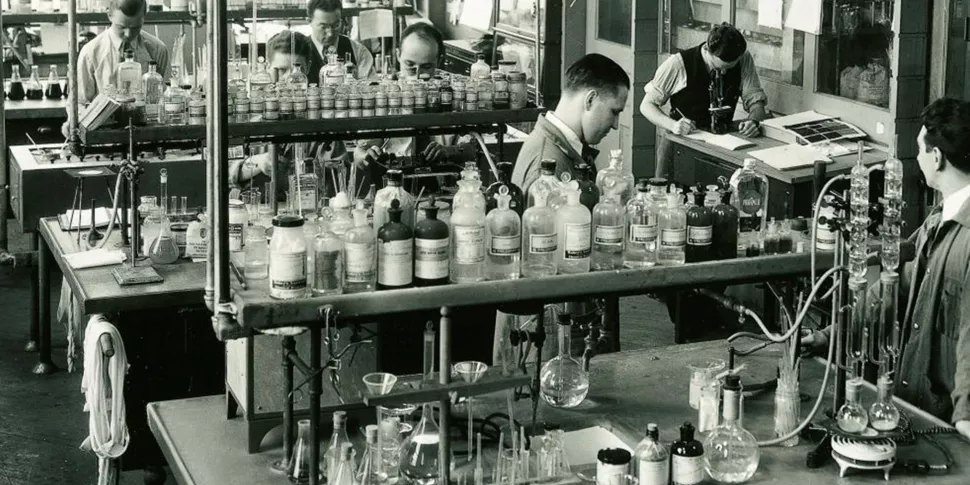 In 1917, Professor Arthur Stoll creates a pharmaceutical department at Sandoz, and research begins.