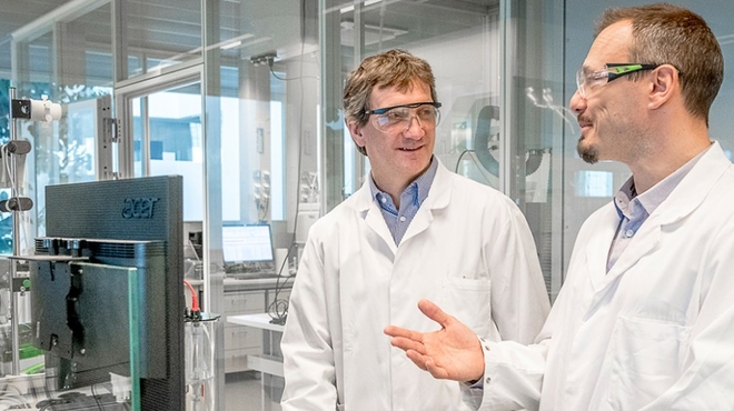 Johannes Ottl and Frederic Berst working together