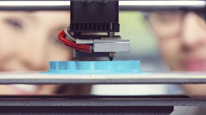 3-D printer in action 3-D printer in action