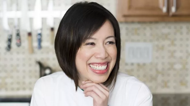 Christine Hà, blind chef, shares advice on navigating the world as a visually impaired entrepreneur.
