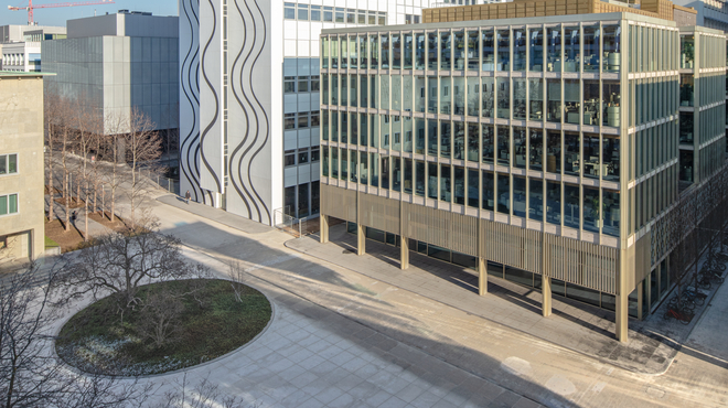 Banting 1 is a state-of-the-art laboratory and represents our drive to reimagine medicine.