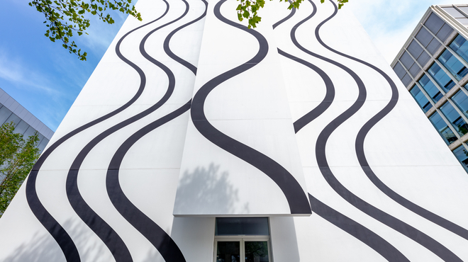 Banting 1 and artwork “Structure of Life” by Claudia Comte, Novartis Campus Basel