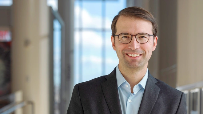 Victor Bulto, President, US