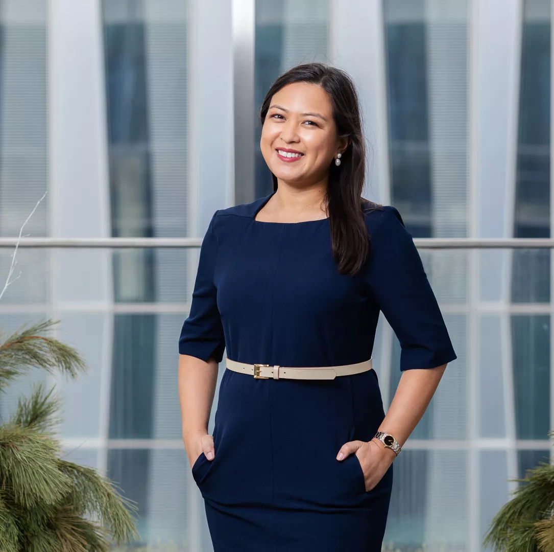 Portrait of a smiling business woman