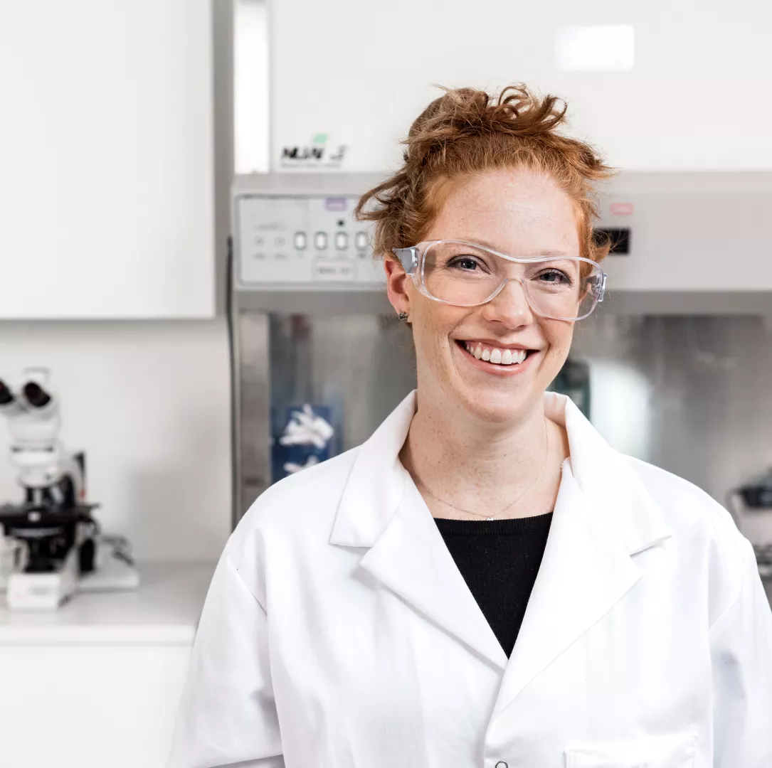 Woman scientist in lab