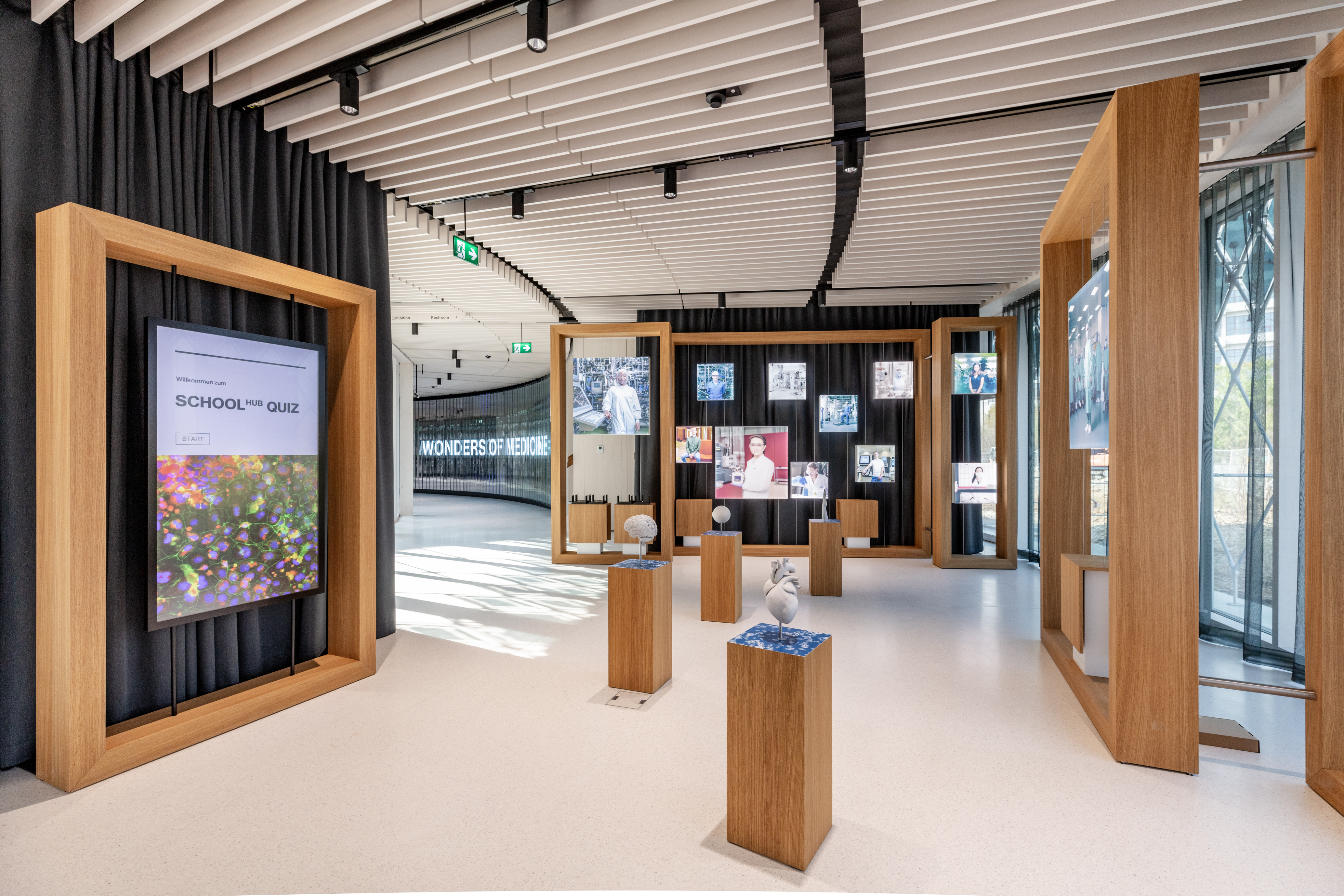 Schoolᴴᵘᵇ, Novartis Pavillon
