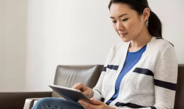 Patient using a tablet