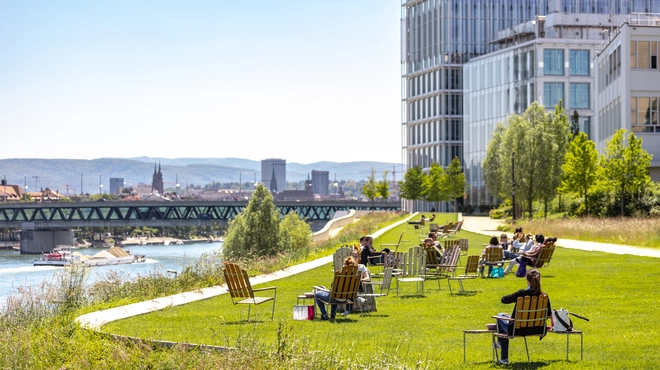 View towards Asklepios 8 and Dreirosenbrücke/Basel, Novartis Campus Basel