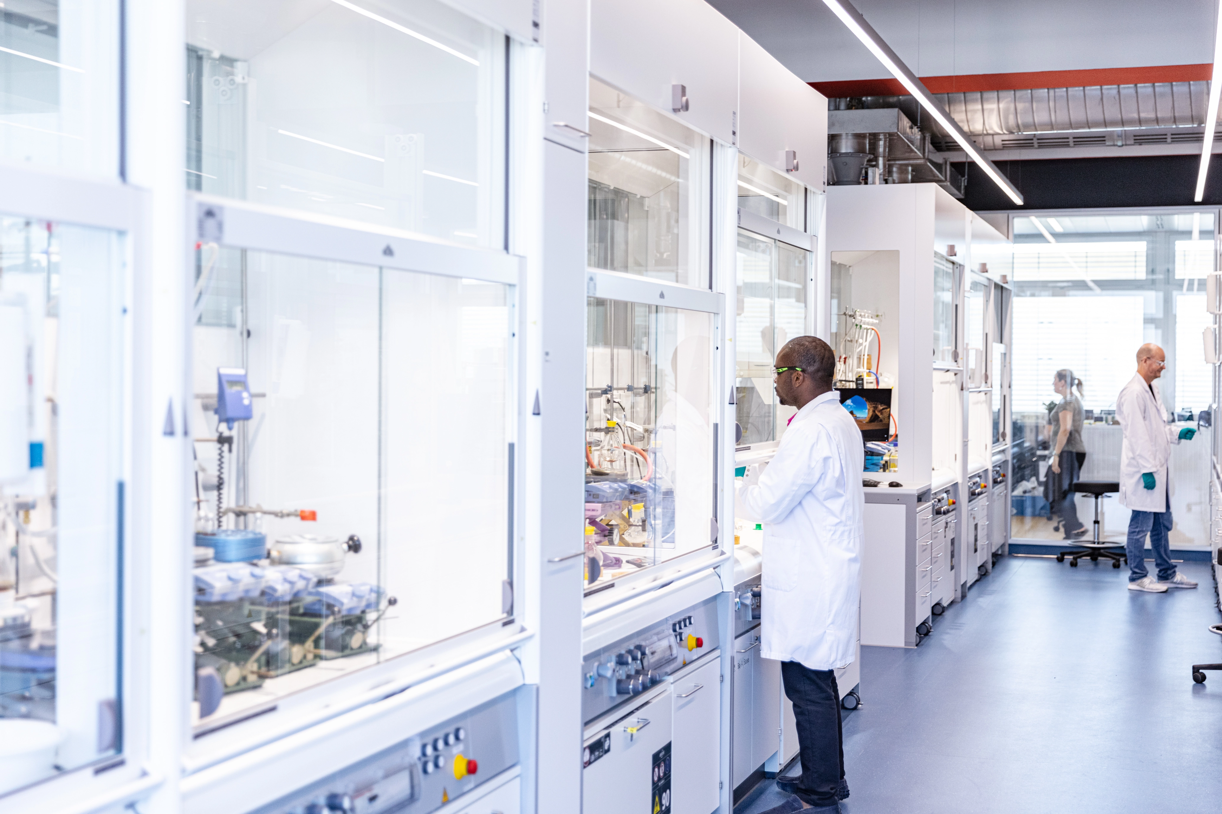 Scientists in a laboratory of Banting 1 where the Global Discovery Chemistry group is based