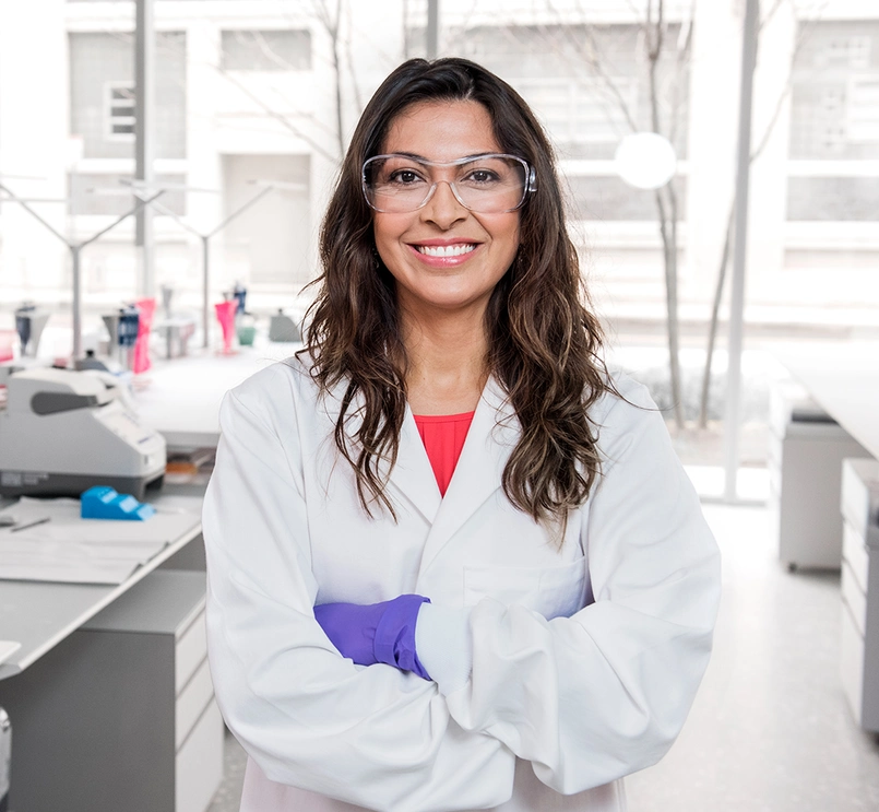 Woman scientist in a lab