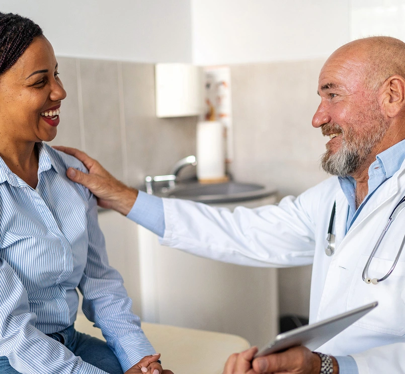 Oncology patient discussing case with doctor 