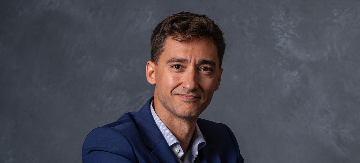 Javier Gesualdo header